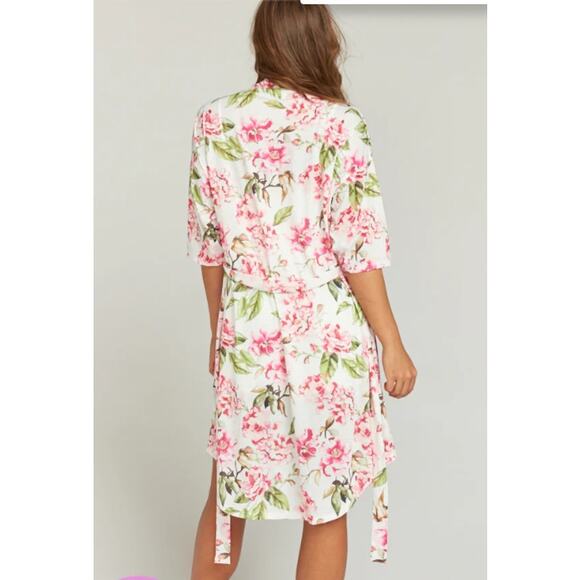 Show Me Your Mumu Size OS Brie Robe Floral Pink Rose Tie 100% Polyester - Picture 3 of 13